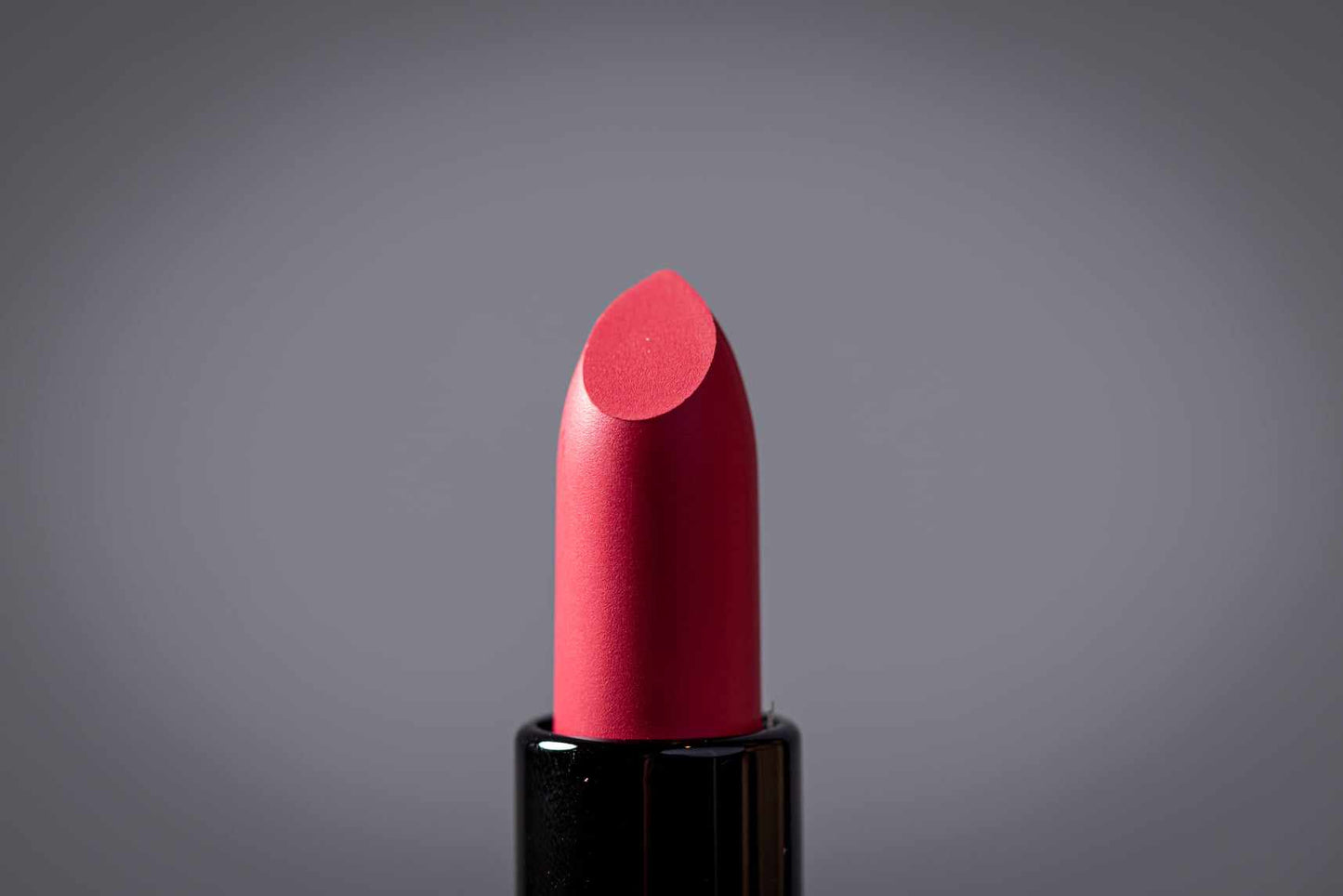 LIPSTICK: BADDIE ALERT