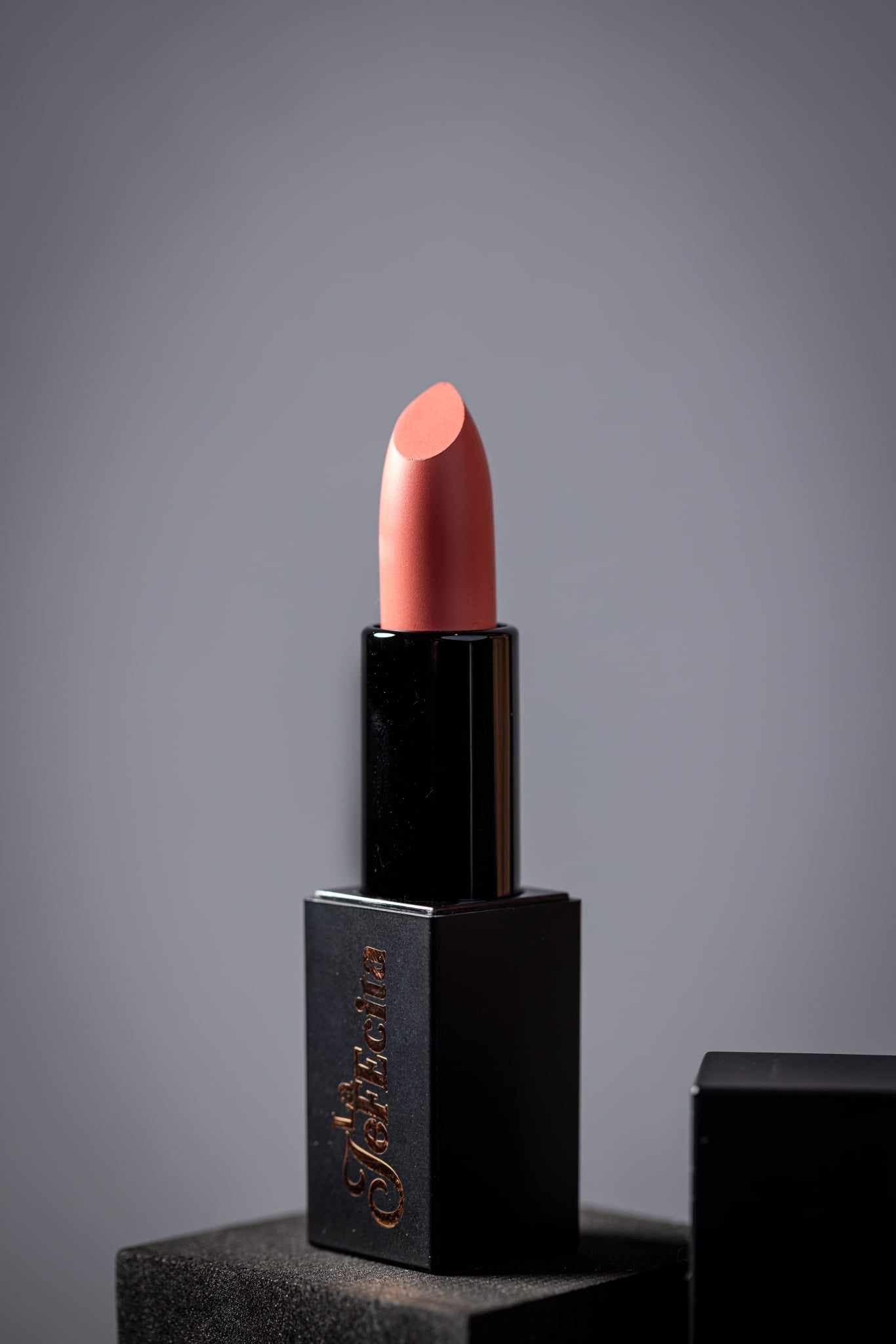 LIPSTICK: CHEER