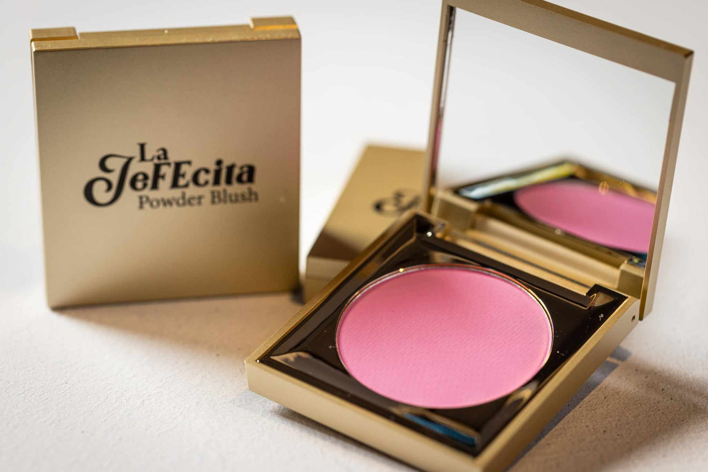 POWDER BLUSH: GRATITUDE