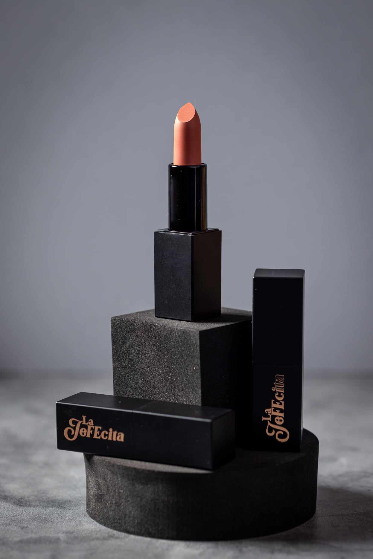 LIPSTICK: LIP GOALS